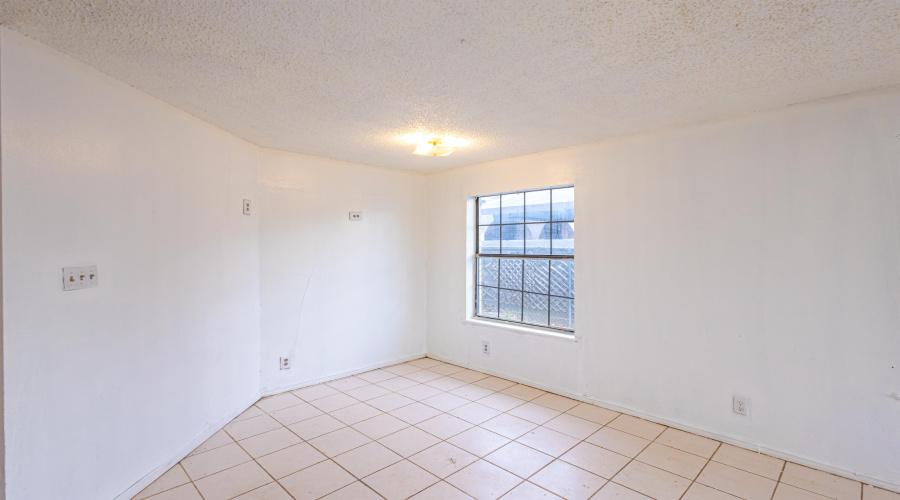 1501 Mercer St, LAREDO, Texas 78040, ,Multi-family,For Sale,1501 Mercer St,20264763