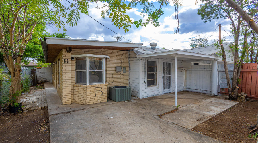 1501 Mercer St, LAREDO, Texas 78040, ,Multi-family,For Sale,1501 Mercer St,20264763
