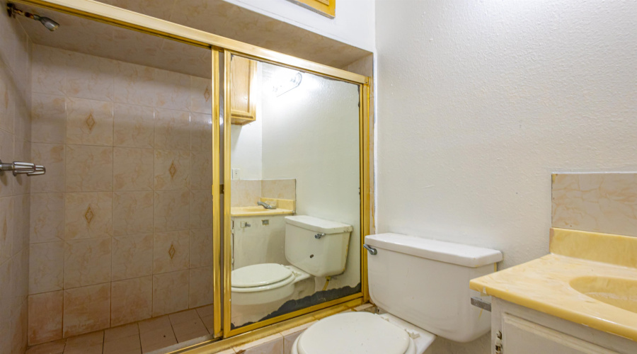 1501 Mercer St, LAREDO, Texas 78040, ,Multi-family,For Sale,1501 Mercer St,20264763