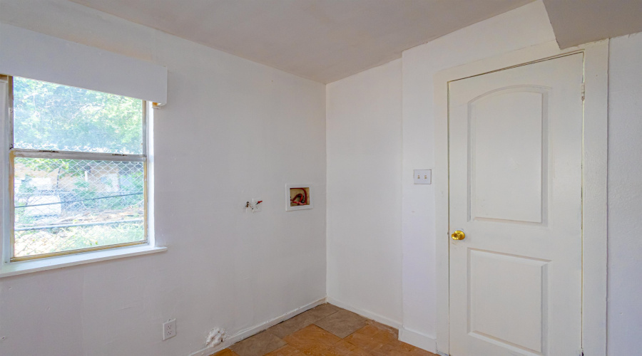 1501 Mercer St, LAREDO, Texas 78040, ,Multi-family,For Sale,1501 Mercer St,20264763