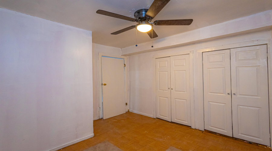 1501 Mercer St, LAREDO, Texas 78040, ,Multi-family,For Sale,1501 Mercer St,20264763