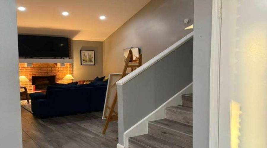 709 E Del Mar Blvd, Laredo, Texas 78041-2421, 3 Bedrooms Bedrooms, 7 Rooms Rooms,2 BathroomsBathrooms,Residential,For Sale,709 E Del Mar Blvd,20264759
