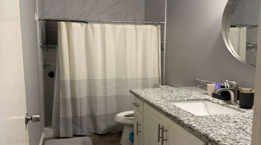 709 E Del Mar Blvd, Laredo, Texas 78041-2421, 3 Bedrooms Bedrooms, 7 Rooms Rooms,2 BathroomsBathrooms,Residential,For Sale,709 E Del Mar Blvd,20264759