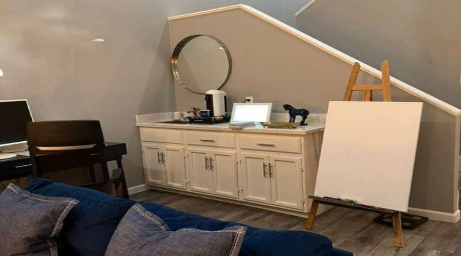 709 E Del Mar Blvd, Laredo, Texas 78041-2421, 3 Bedrooms Bedrooms, 7 Rooms Rooms,2 BathroomsBathrooms,Residential,For Sale,709 E Del Mar Blvd,20264759