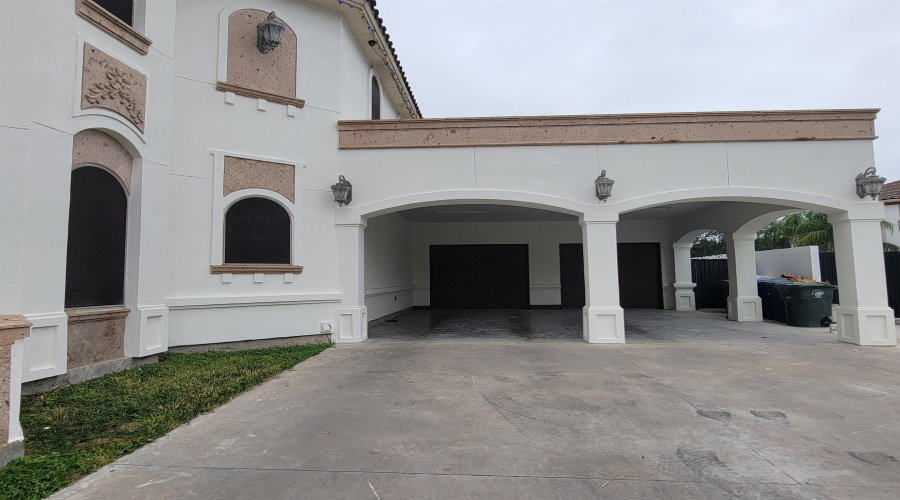 3301 Delfina Dr, Laredo, Texas 78045, 4 Bedrooms Bedrooms, 7 Rooms Rooms,3 BathroomsBathrooms,Residential,For Rent,3301 Delfina Dr,20264760