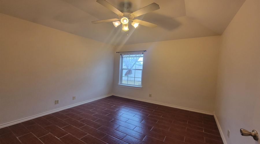 2012 Dona Luz Dr, Laredo, Texas 78045, 3 Bedrooms Bedrooms, 6 Rooms Rooms,2 BathroomsBathrooms,Residential,For Rent,2012 Dona Luz Dr,20264761
