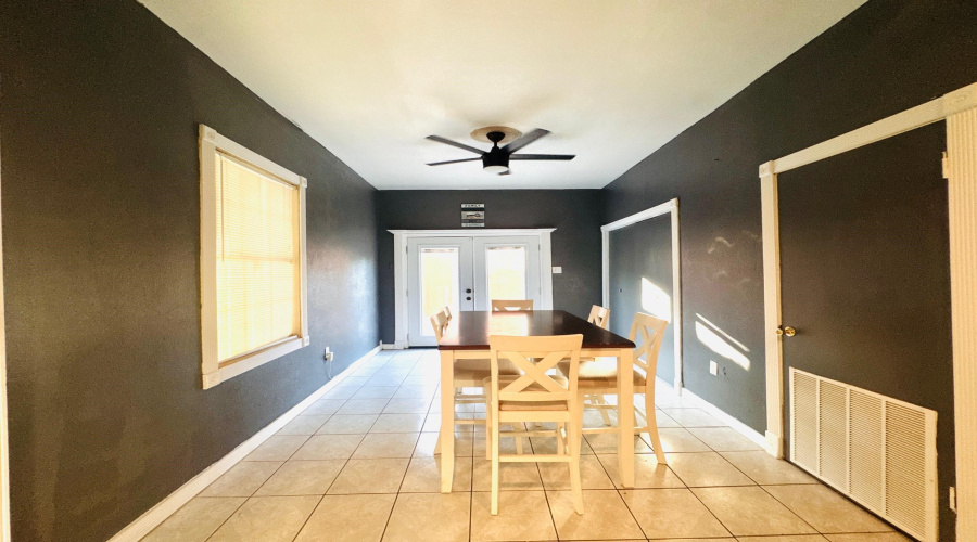 412 Venado Ct, LAREDO, Texas 78045, 4 Bedrooms Bedrooms, 8 Rooms Rooms,3 BathroomsBathrooms,Residential,For Sale,412 Venado Ct,20264764