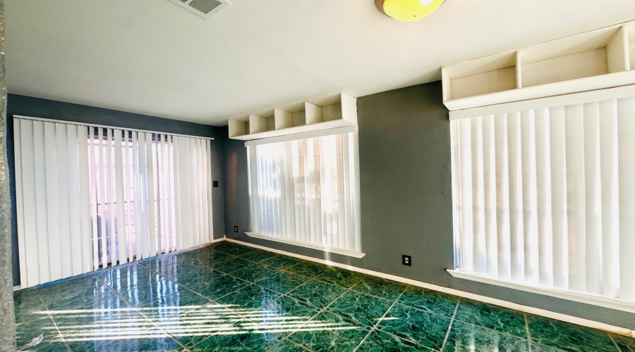 412 Venado Ct, LAREDO, Texas 78045, 4 Bedrooms Bedrooms, 8 Rooms Rooms,3 BathroomsBathrooms,Residential,For Sale,412 Venado Ct,20264764