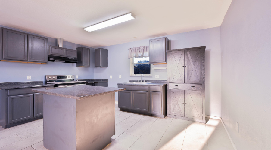 2905 Coventry Dr., Laredo, Texas 78046, 2 Bedrooms Bedrooms, 3 Rooms Rooms,1 BathroomBathrooms,Residential,For Rent,2905 Coventry Dr.,20264768