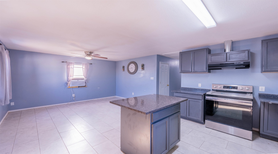 2905 Coventry Dr., Laredo, Texas 78046, 2 Bedrooms Bedrooms, 3 Rooms Rooms,1 BathroomBathrooms,Residential,For Rent,2905 Coventry Dr.,20264768