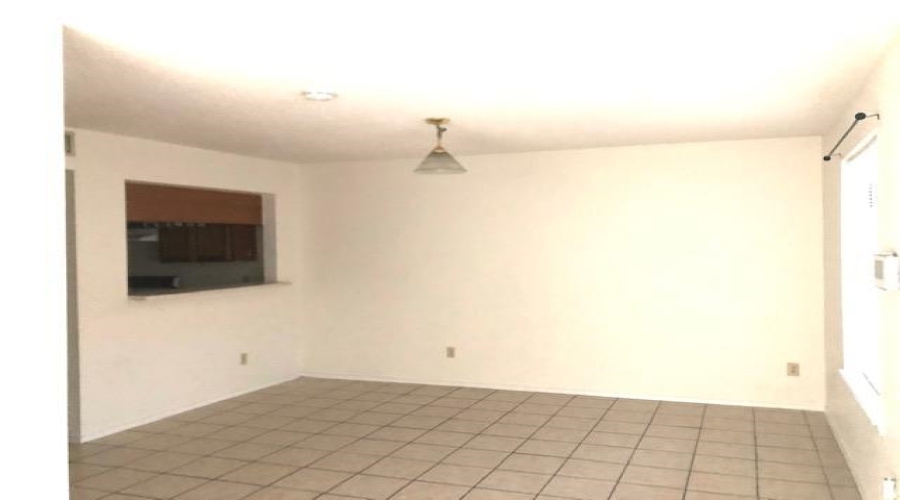 8710 McPherson Rd, Laredo, Texas 78045, 3 Bedrooms Bedrooms, 6 Rooms Rooms,3 BathroomsBathrooms,Residential,For Rent,8710 McPherson Rd,20264770
