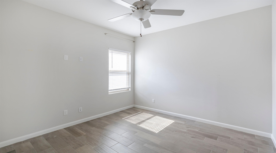 10902 International Blvd, Laredo, Texas 78045, 3 Bedrooms Bedrooms, 5 Rooms Rooms,2 BathroomsBathrooms,Residential,For Sale,10902 International Blvd,20264771