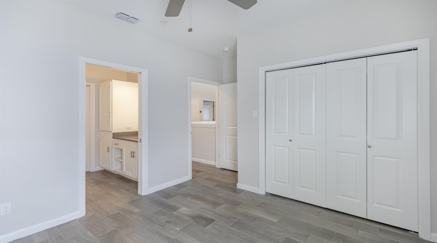 10902 International Blvd, Laredo, Texas 78045, 3 Bedrooms Bedrooms, 5 Rooms Rooms,2 BathroomsBathrooms,Residential,For Sale,10902 International Blvd,20264771