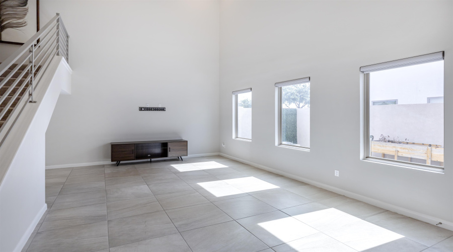 10902 International Blvd, Laredo, Texas 78045, 3 Bedrooms Bedrooms, 5 Rooms Rooms,2 BathroomsBathrooms,Residential,For Sale,10902 International Blvd,20264771