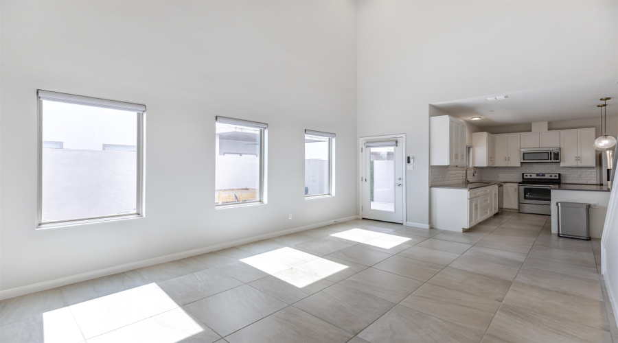 10902 International Blvd, Laredo, Texas 78045, 3 Bedrooms Bedrooms, 5 Rooms Rooms,2 BathroomsBathrooms,Residential,For Sale,10902 International Blvd,20264771