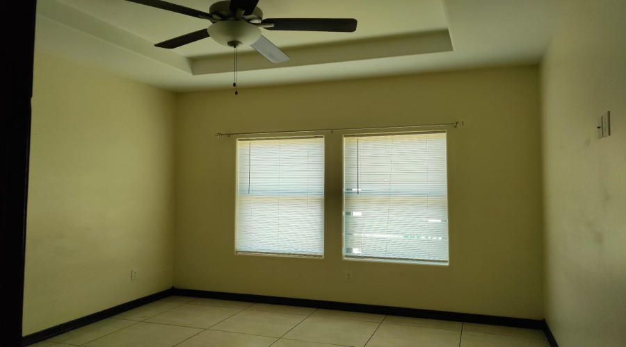 5105 Linaza Ln., Laredo, Texas 78046, 3 Bedrooms Bedrooms, 4 Rooms Rooms,2 BathroomsBathrooms,Residential,For Sale,5105 Linaza Ln.,20264772