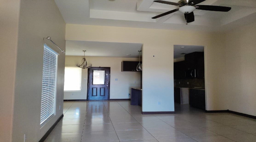 5105 Linaza Ln., Laredo, Texas 78046, 3 Bedrooms Bedrooms, 4 Rooms Rooms,2 BathroomsBathrooms,Residential,For Sale,5105 Linaza Ln.,20264772