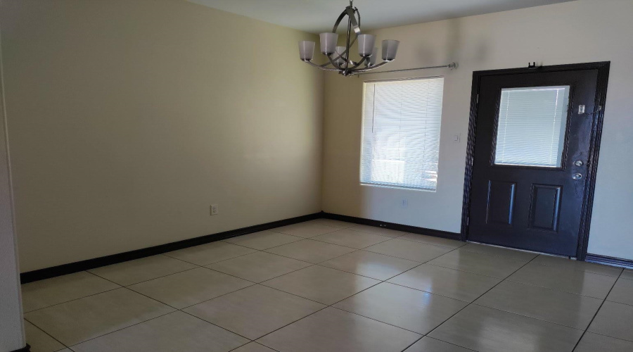 5105 Linaza Ln., Laredo, Texas 78046, 3 Bedrooms Bedrooms, 4 Rooms Rooms,2 BathroomsBathrooms,Residential,For Sale,5105 Linaza Ln.,20264772