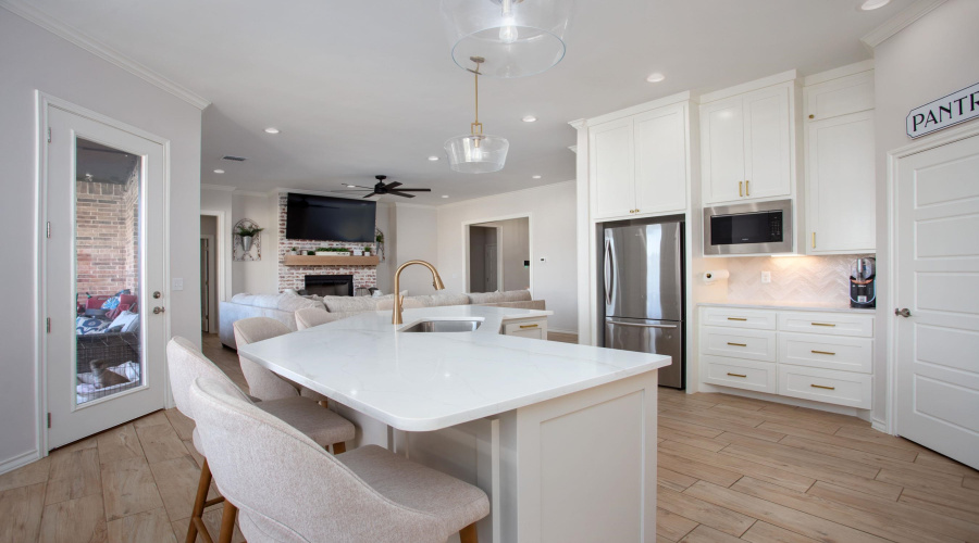 12 Willeford Ln., Canyon, Texas 79015, 4 Bedrooms Bedrooms, 6 Rooms Rooms,2 BathroomsBathrooms,Residential,For Sale,12 Willeford Ln.,20264773