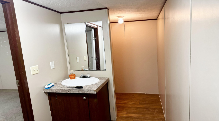 2609 Canelo Dr., Laredo, Texas 78046, 3 Bedrooms Bedrooms, 5 Rooms Rooms,2 BathroomsBathrooms,Residential,For Rent,2609 Canelo Dr.,20264774