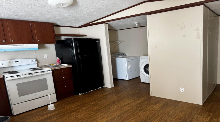 2609 Canelo Dr., Laredo, Texas 78046, 3 Bedrooms Bedrooms, 5 Rooms Rooms,2 BathroomsBathrooms,Residential,For Rent,2609 Canelo Dr.,20264774