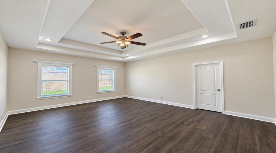 105 Watson Lake Dr, LAREDO, Texas 78041, 3 Bedrooms Bedrooms, 8 Rooms Rooms,2 BathroomsBathrooms,Residential,For Sale,105 Watson Lake Dr,20264775