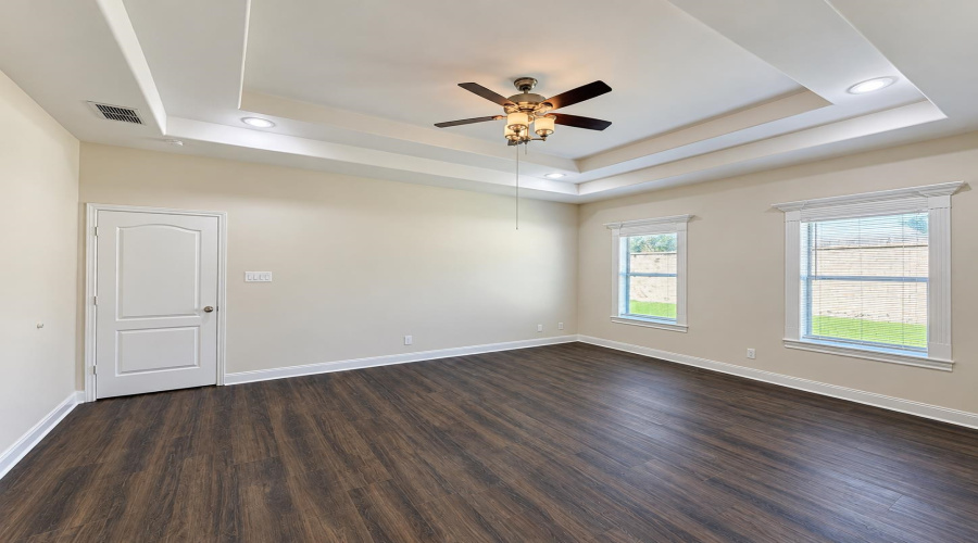 105 Watson Lake Dr, LAREDO, Texas 78041, 3 Bedrooms Bedrooms, 8 Rooms Rooms,2 BathroomsBathrooms,Residential,For Sale,105 Watson Lake Dr,20264775