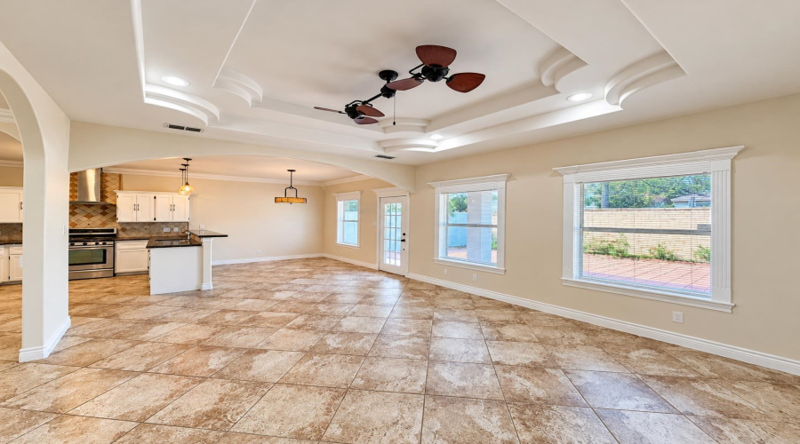 105 Watson Lake Dr, LAREDO, Texas 78041, 3 Bedrooms Bedrooms, 8 Rooms Rooms,2 BathroomsBathrooms,Residential,For Sale,105 Watson Lake Dr,20264775