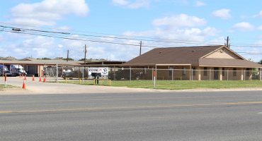 5508 E Saunders St, LAREDO, Texas 78041, 1 Bedroom Bedrooms, 51 Rooms Rooms,4 BathroomsBathrooms,Commercial/industrial,For Sale,5508 E Saunders St,20264778