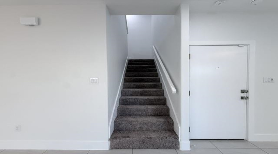 9975 Grotto Dr., Laredo, Texas 78045, 4 Bedrooms Bedrooms, 5 Rooms Rooms,2 BathroomsBathrooms,Residential,For Rent,9975 Grotto Dr.,20264781