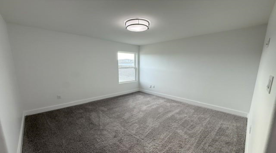 9975 Grotto Dr., Laredo, Texas 78045, 4 Bedrooms Bedrooms, 5 Rooms Rooms,2 BathroomsBathrooms,Residential,For Rent,9975 Grotto Dr.,20264781