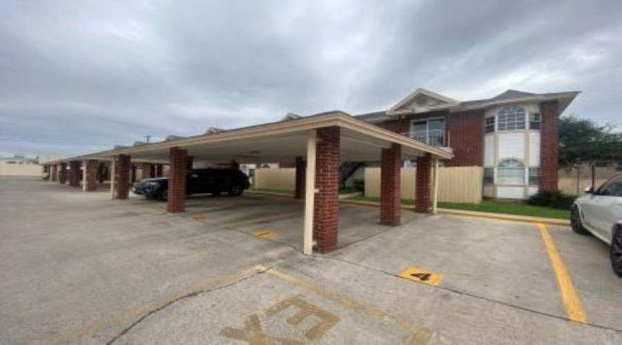 1205 International Blvd, Laredo, Texas 78045, 2 Bedrooms Bedrooms, 5 Rooms Rooms,2 BathroomsBathrooms,Residential,For Rent,1205 International Blvd,20264786