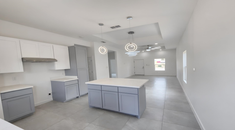 5208 Curuba Dr., Laredo, Texas 78046, 4 Bedrooms Bedrooms, 5 Rooms Rooms,2 BathroomsBathrooms,Residential,For Sale,5208 Curuba Dr.,20264788