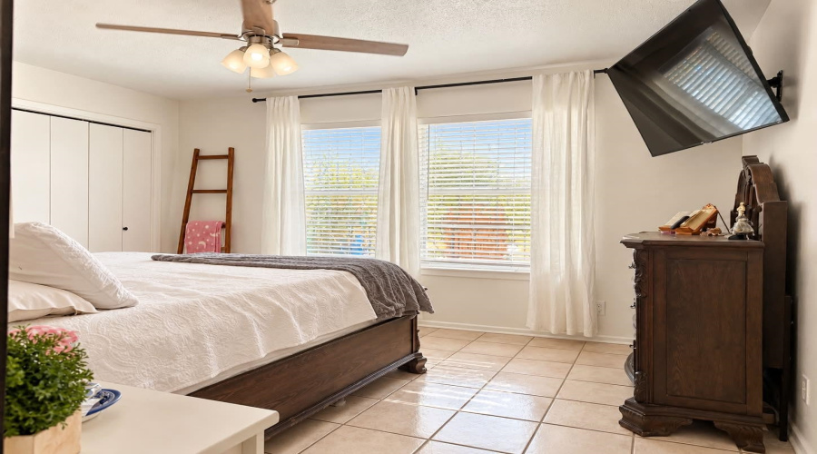 606 Sunridge Lp, LAREDO, Texas 78041, 3 Bedrooms Bedrooms, 6 Rooms Rooms,2 BathroomsBathrooms,Residential,For Sale,606 Sunridge Lp,20264789