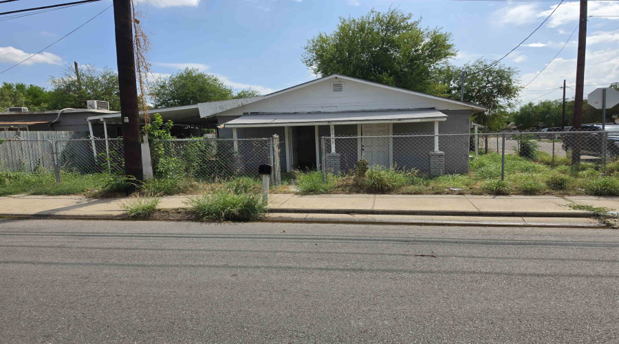 2419 Sanchez St, Laredo, Texas 78040, ,Multi-family,For Sale,2419 Sanchez St,20264784
