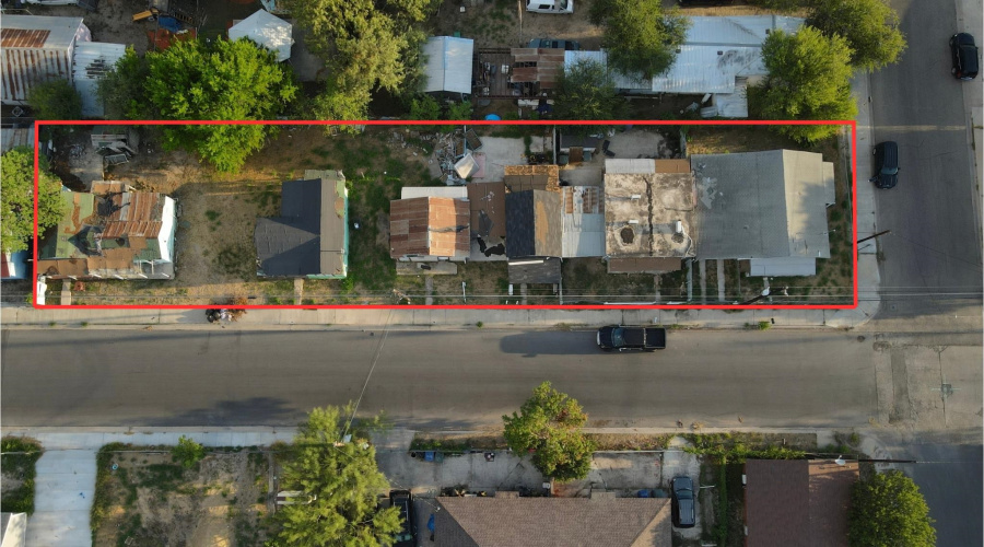 2419 Sanchez St, Laredo, Texas 78040, ,Multi-family,For Sale,2419 Sanchez St,20264784