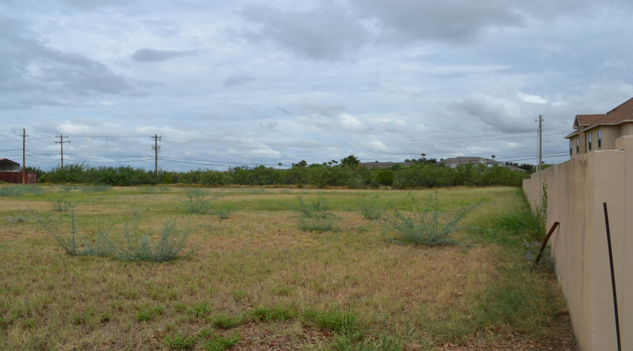 7609 Greenmeadow Dr, Laredo, Texas 78045, ,Land,For Sale,7609 Greenmeadow Dr,20264799
