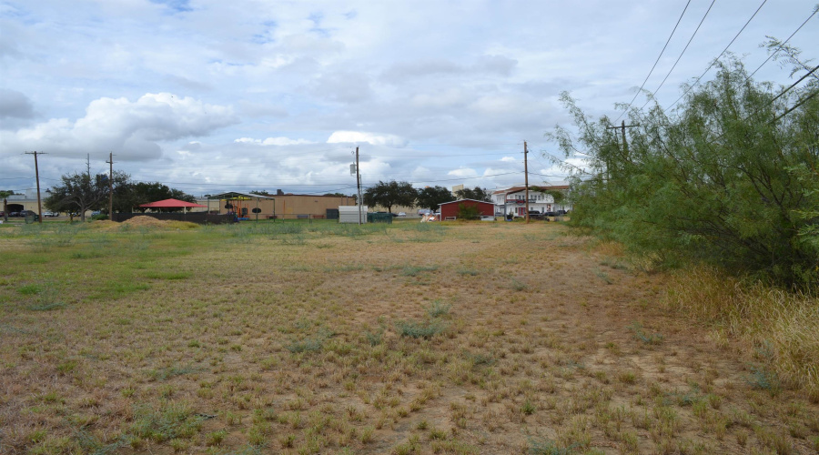 7609 Greenmeadow Dr, Laredo, Texas 78045, ,Land,For Sale,7609 Greenmeadow Dr,20264799