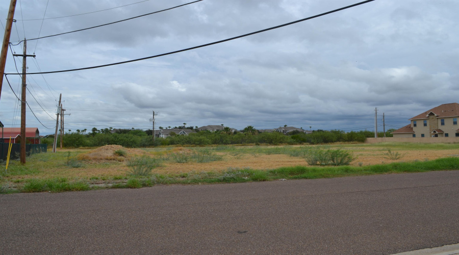 7609 Greenmeadow Dr, Laredo, Texas 78045, ,Land,For Sale,7609 Greenmeadow Dr,20264799