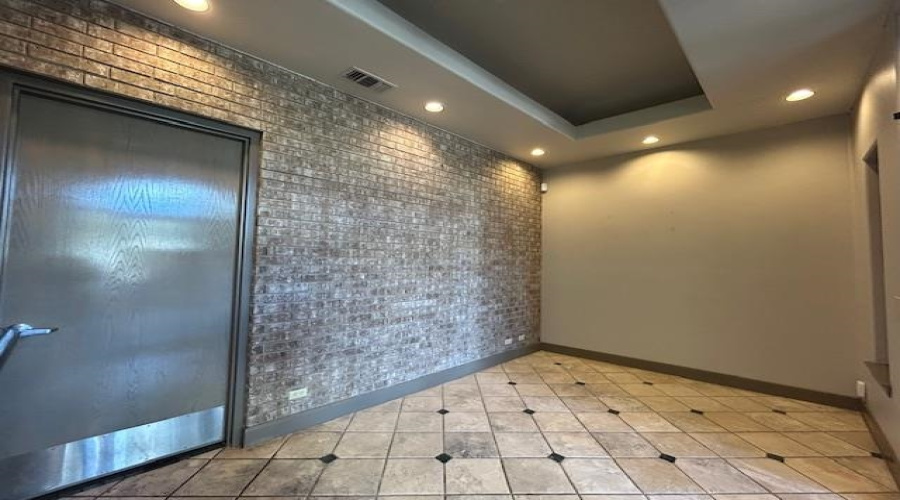104 Del Ct, Laredo, Texas 78041, 1 Room Rooms,2 BathroomsBathrooms,Commercial retail/office,For Sale,104 Del Ct,20264798