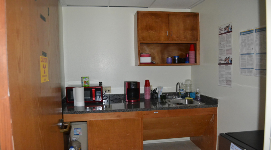 2344 Laguna Del Mar Ct, Laredo, Texas 78041, 6 Rooms Rooms,2 BathroomsBathrooms,Commercial retail/office,For Rent,2344 Laguna Del Mar Ct,20264801