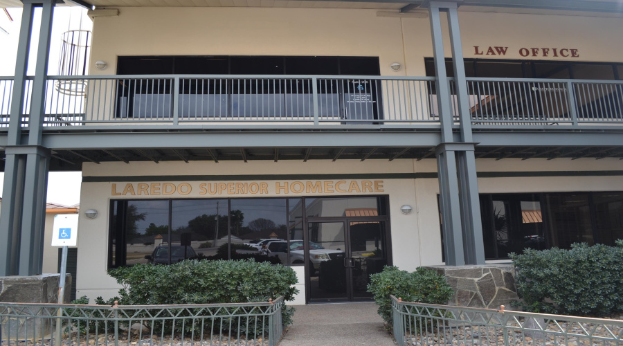 2344 Laguna Del Mar Ct, Laredo, Texas 78041, 6 Rooms Rooms,2 BathroomsBathrooms,Commercial retail/office,For Rent,2344 Laguna Del Mar Ct,20264801