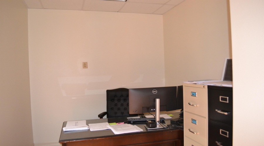 2344 Laguna Del Mar Ct, Laredo, Texas 78041, 6 Rooms Rooms,2 BathroomsBathrooms,Commercial retail/office,For Rent,2344 Laguna Del Mar Ct,20264801