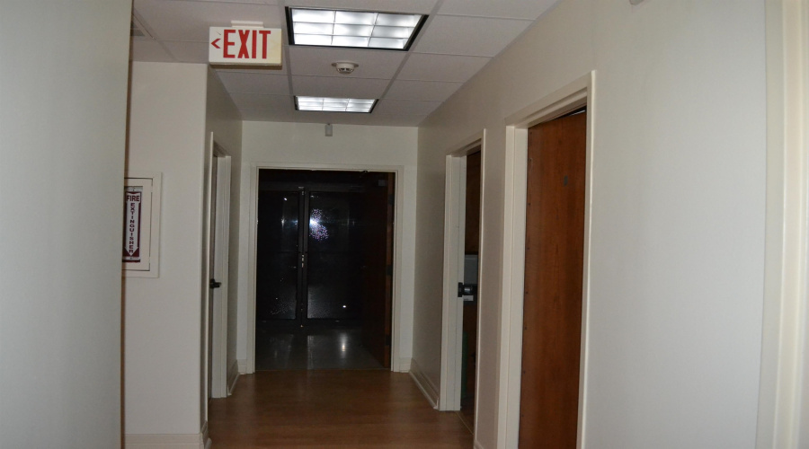 2344 Laguna Del Mar Ct, Laredo, Texas 78041, 6 Rooms Rooms,2 BathroomsBathrooms,Commercial retail/office,For Rent,2344 Laguna Del Mar Ct,20264801