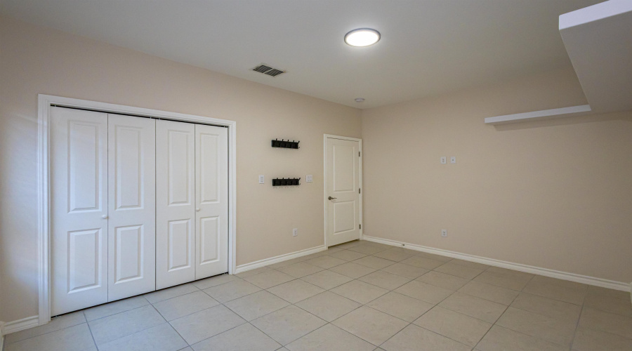 1512 Latigo Loop, LAREDO, Texas 78046, 4 Bedrooms Bedrooms, 6 Rooms Rooms,2 BathroomsBathrooms,Residential,For Rent,1512 Latigo Loop,20264791