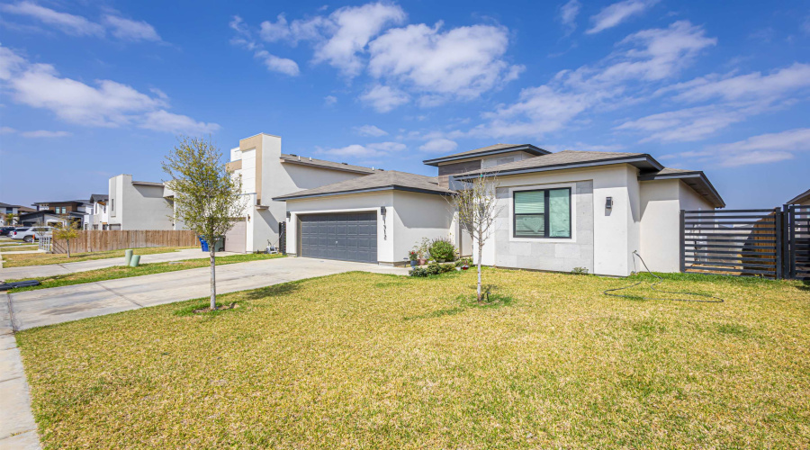 1512 Latigo Loop, LAREDO, Texas 78046, 4 Bedrooms Bedrooms, 6 Rooms Rooms,2 BathroomsBathrooms,Residential,For Rent,1512 Latigo Loop,20264791