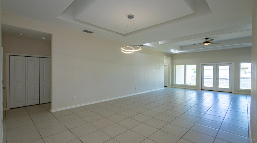 1512 Latigo Loop, LAREDO, Texas 78046, 4 Bedrooms Bedrooms, 6 Rooms Rooms,2 BathroomsBathrooms,Residential,For Rent,1512 Latigo Loop,20264791