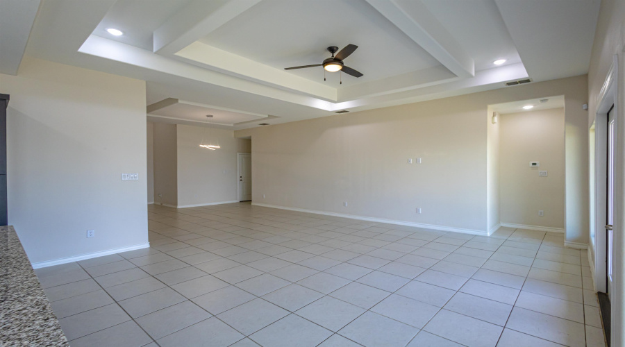 1512 Latigo Loop, LAREDO, Texas 78046, 4 Bedrooms Bedrooms, 6 Rooms Rooms,2 BathroomsBathrooms,Residential,For Rent,1512 Latigo Loop,20264791