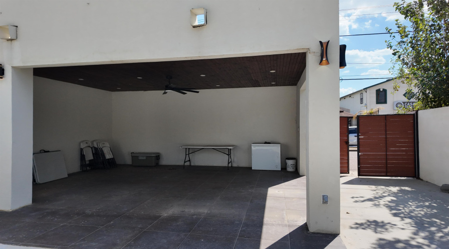 314-316 Victoria St, Laredo, Texas 78040, 1 Bedroom Bedrooms, 2 Rooms Rooms,1 BathroomBathrooms,Residential,For Sale,314-316 Victoria St,20264792