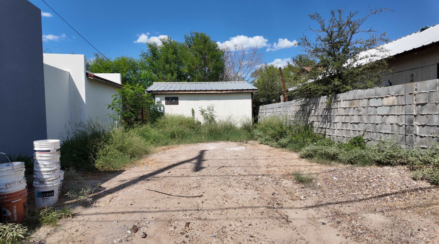 314-316 Victoria St, Laredo, Texas 78040, 1 Bedroom Bedrooms, 2 Rooms Rooms,1 BathroomBathrooms,Residential,For Sale,314-316 Victoria St,20264792